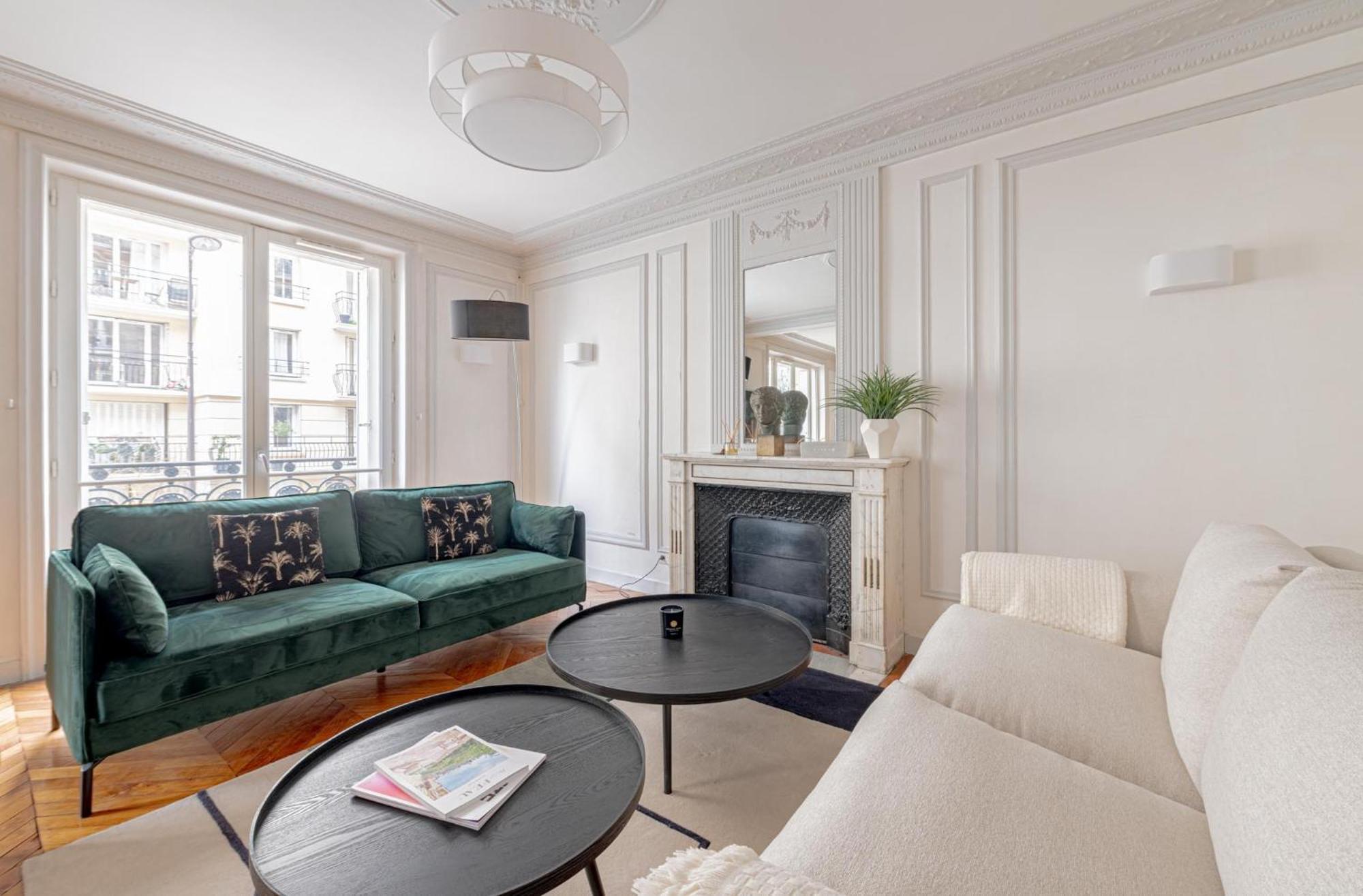 Appartement Parisian Elegance 2bedr In The 16th *